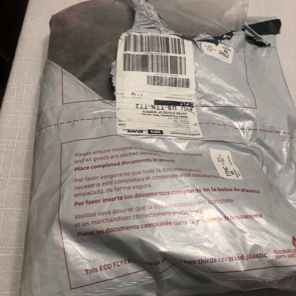 Elegant Black and Red Men's Blazer - Picture 3 of 4